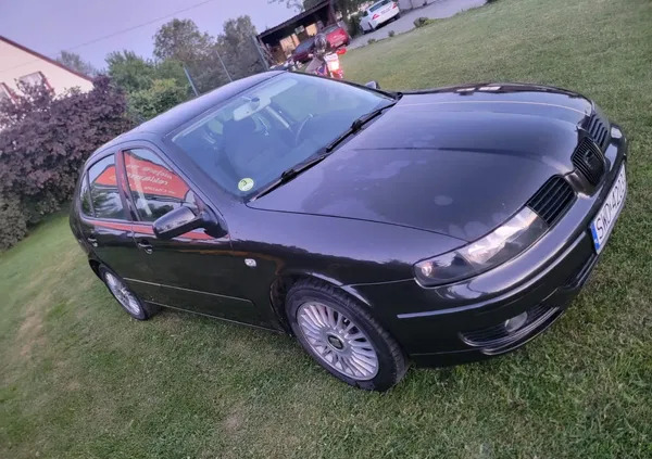 śląskie Seat Leon cena 10000 przebieg: 228000, rok produkcji 2002 z Choroszcz